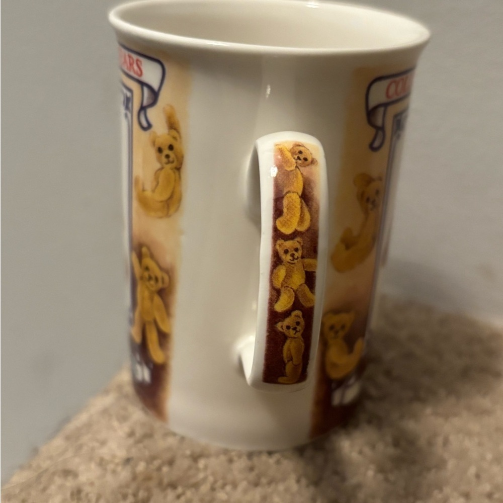 Roy Kirkham Dutch/Swiss/American Bears Bone China Mug 8oz Bear Collectable 1999 - Picture 6 of 7